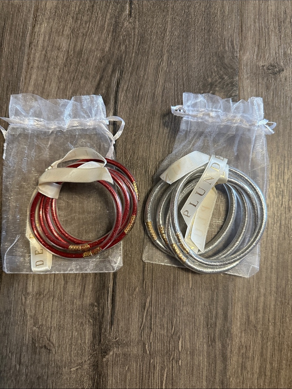 Plunder Metallic Wrap Bangle Set — Red and Silver